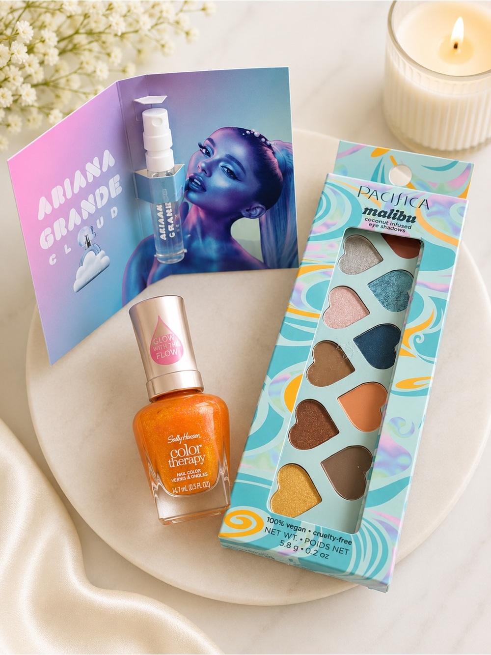 Beauty Bundle Ariana Grande Cloud Sample Malibu Palette & Sally Hansen Polish